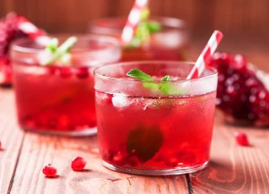 pomegranate_mint_cocktail_recipe-1